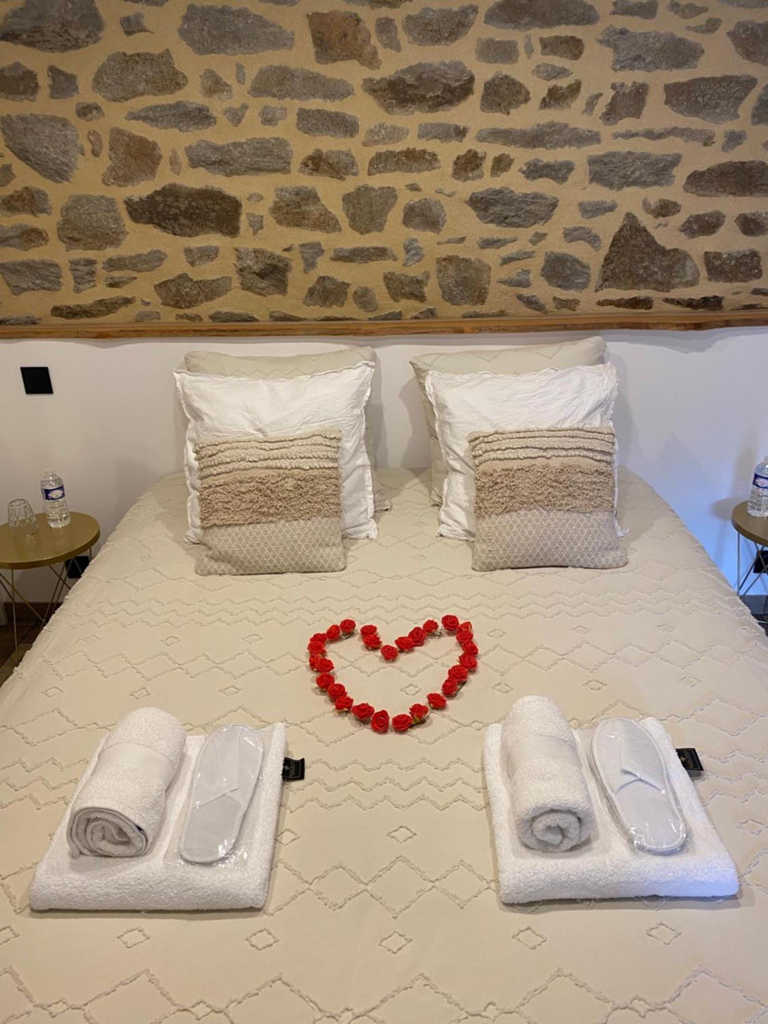 Villa Lily Spa, Chambre D'Hotes Avec Spa Privatif La Vicomte-sur-Rance Экстерьер фото