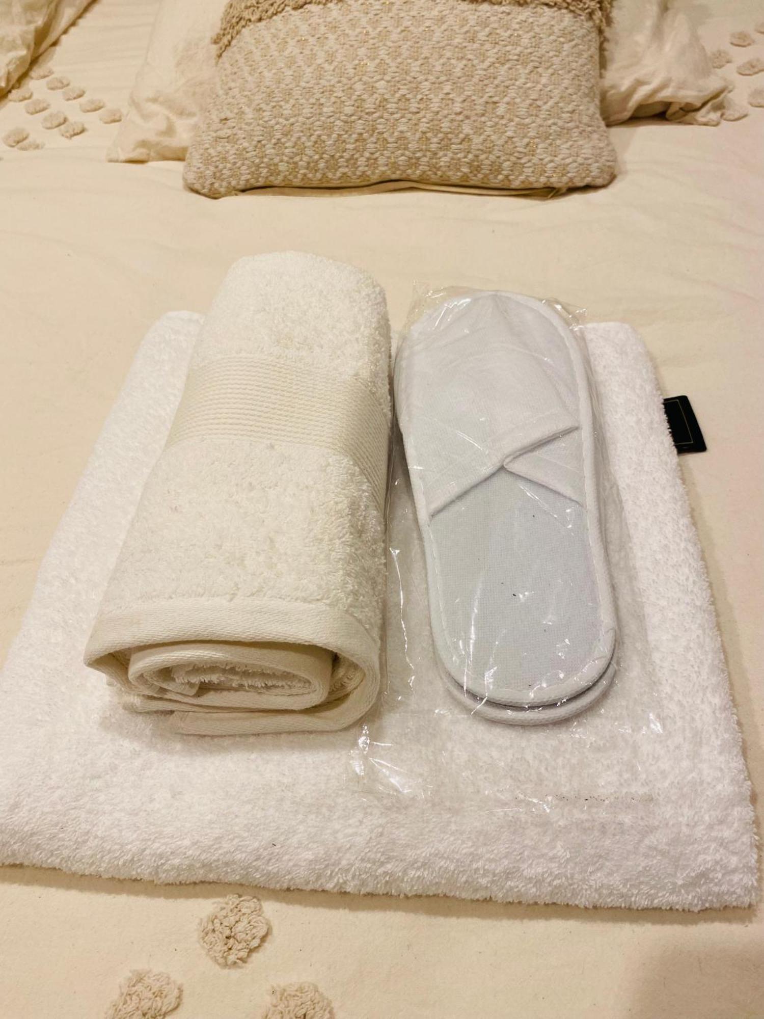 Villa Lily Spa, Chambre D'Hotes Avec Spa Privatif La Vicomte-sur-Rance Экстерьер фото