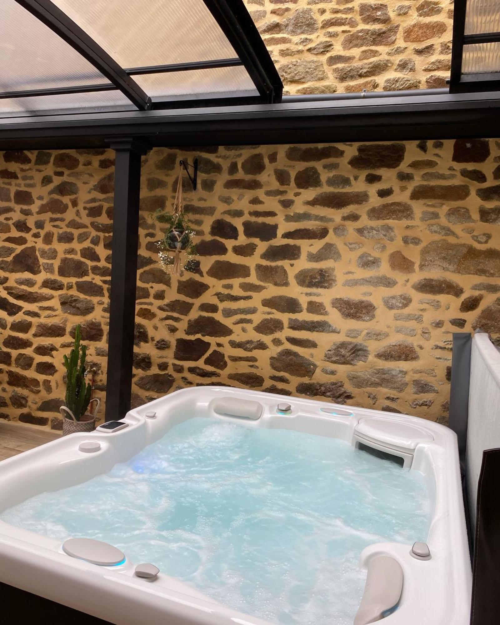 Villa Lily Spa, Chambre D'Hotes Avec Spa Privatif La Vicomte-sur-Rance Экстерьер фото